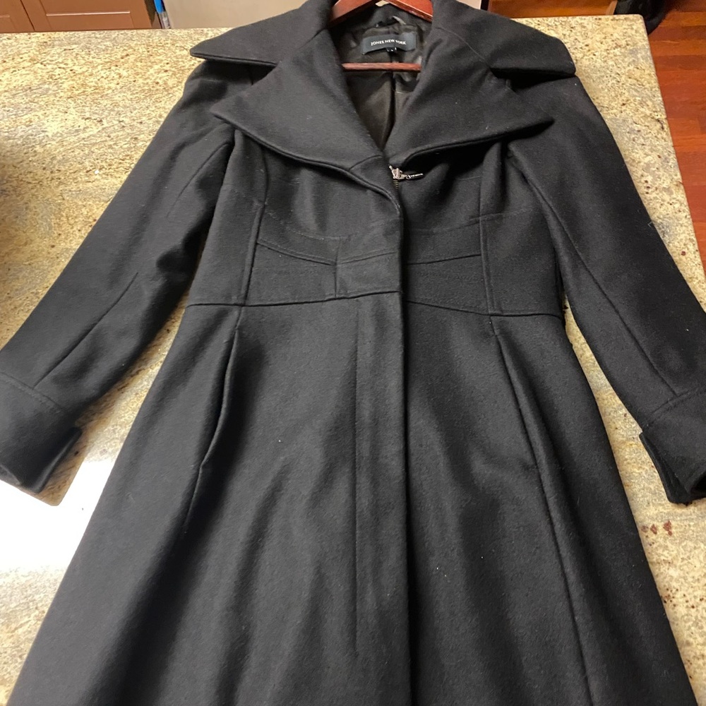 Jones New York classic A-line zip wool blend coat, fitted and elegant